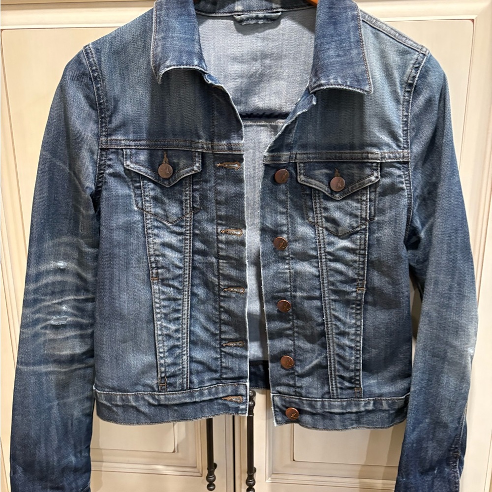 Mavi Light Blue Denim vintage distressed denim jacket